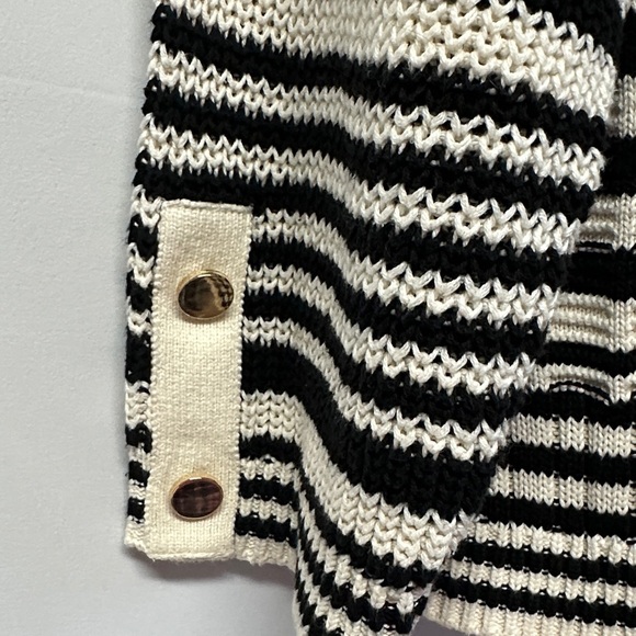 Next Stripe Stitch Detail - Regular Fit- Women’s Sweater - black and ecru cream - Picture 4 of 8